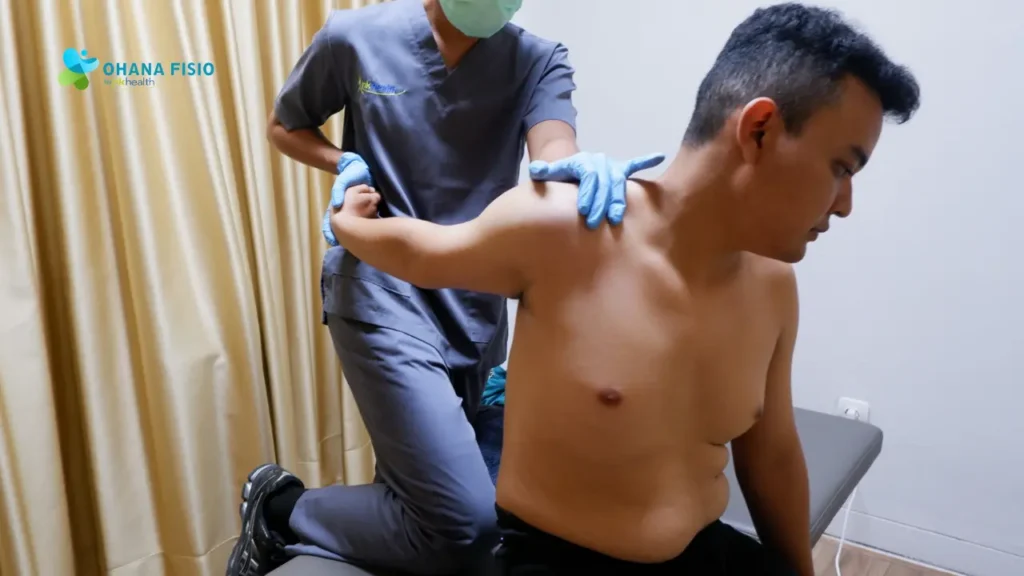 Cara Mengatasi Biceps Tendinitis atau nyeri bahu depan