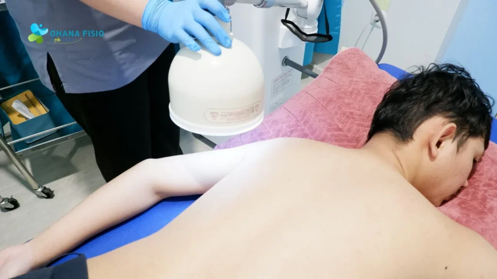 Fisioterapi Efektif Mengatasi Triceps Tendonitis